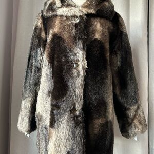 Luxurious 1960s Faux Fur Coat